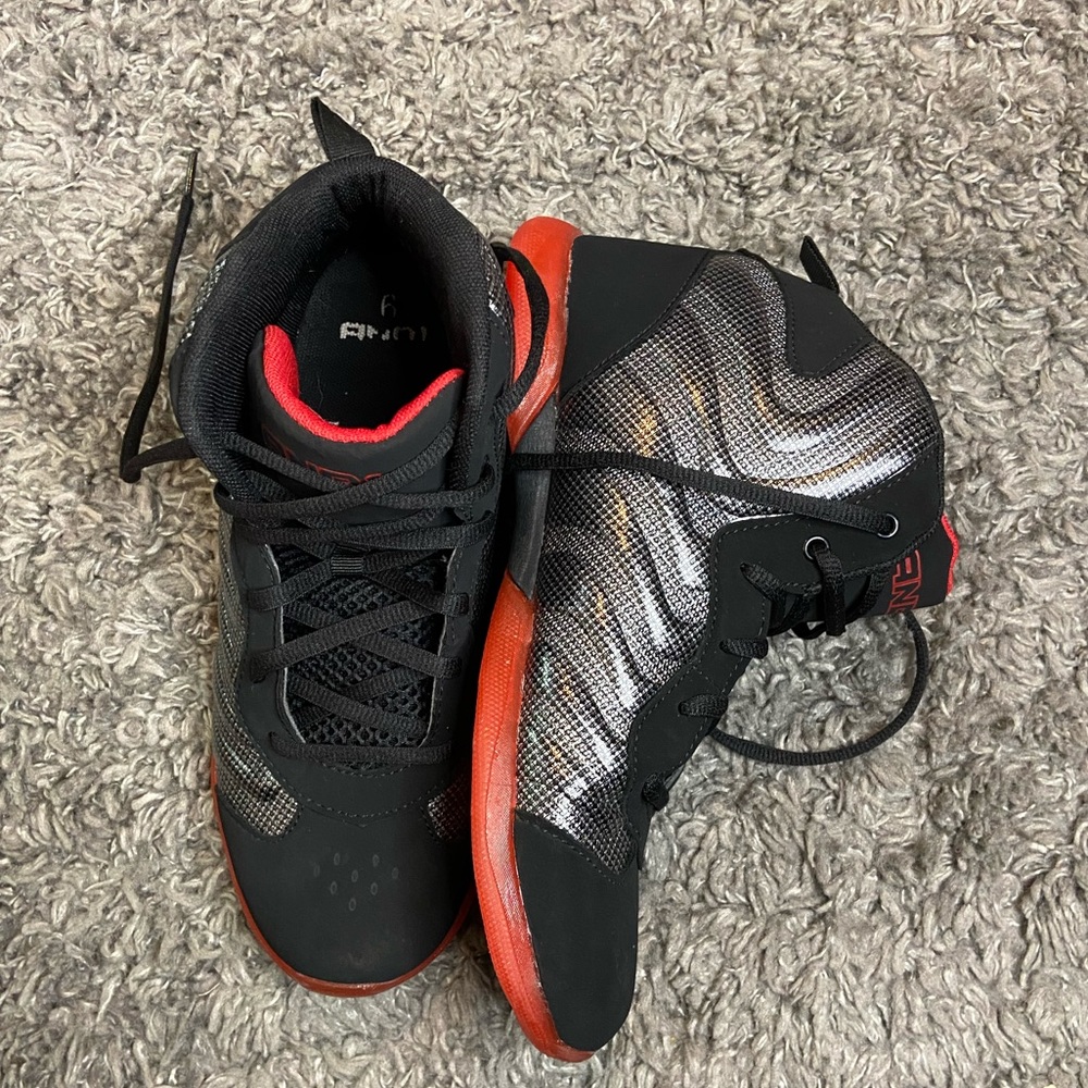 AND 1 baseball shoes
